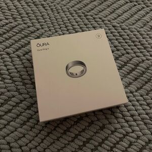 Oura Ring Gen 4 Brushed Silver Ring - Size 9